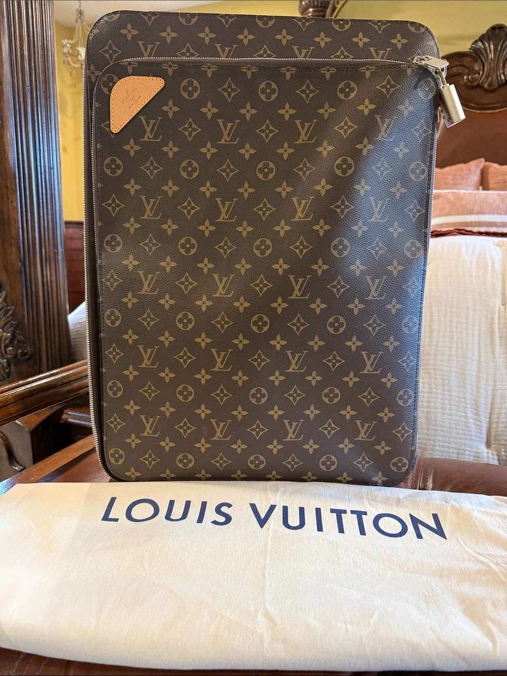 Louis Vuitton monogram Pagase 55 carry on- Brown & Tan
